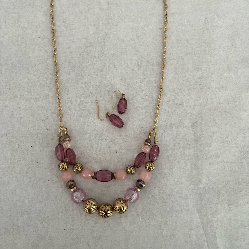 Chic Gold and Pink Beaded Necklace Set with Matching Earrings